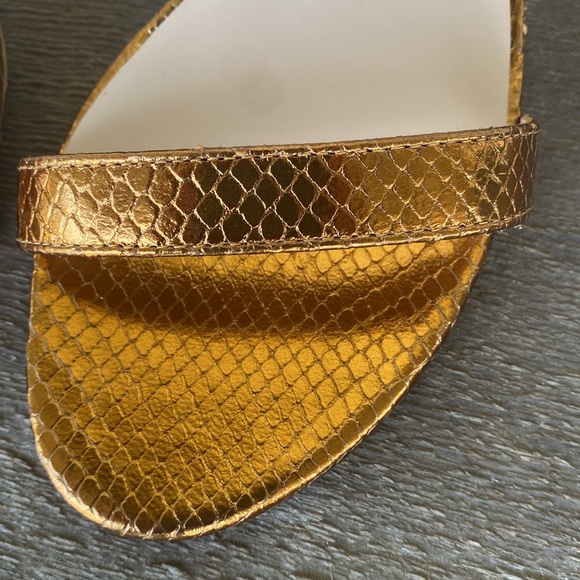 STUART WEITZMAN Nearlynude Snakeskin Embossed Leather Sandals in Bronze - Picture 5 of 11